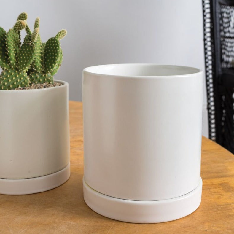 Romey Pot - 7" (white)