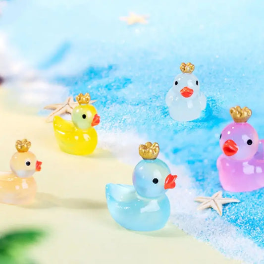 Miniature - Crown duck