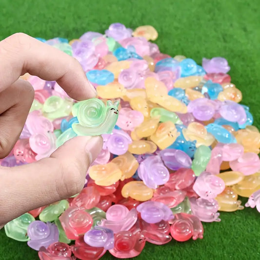 Miniature - Glow Snail