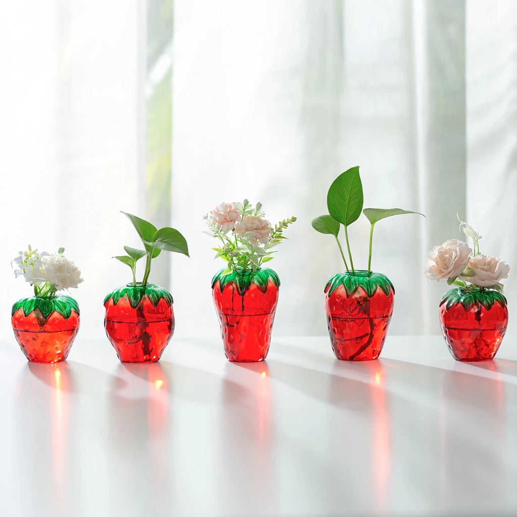 Strawberry vase - assorted