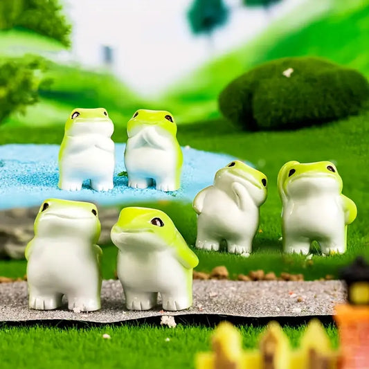 Miniature - Resin Green Frog
