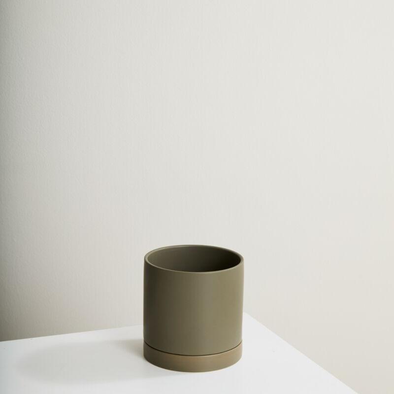 Romey Pot (moss) - 7"