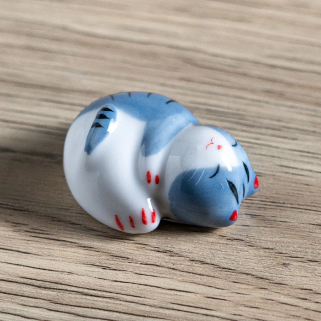 Miniature - Nap Cat Rest