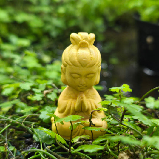 Kwanyin  miniature - boxwood