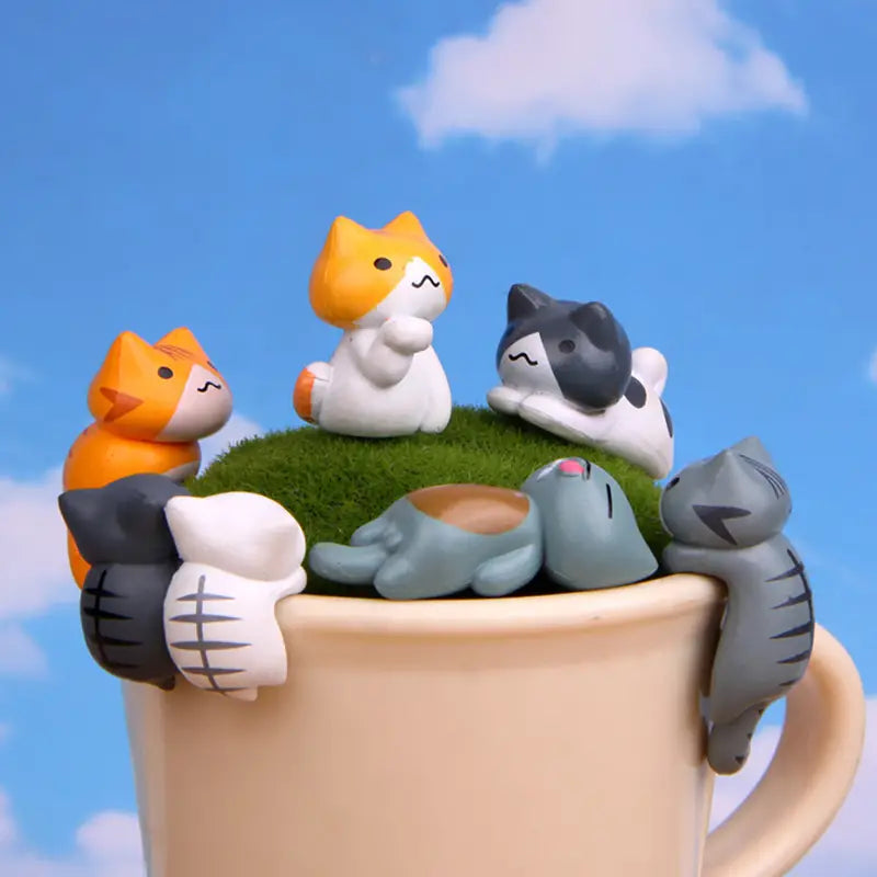 Cats resin garden toy