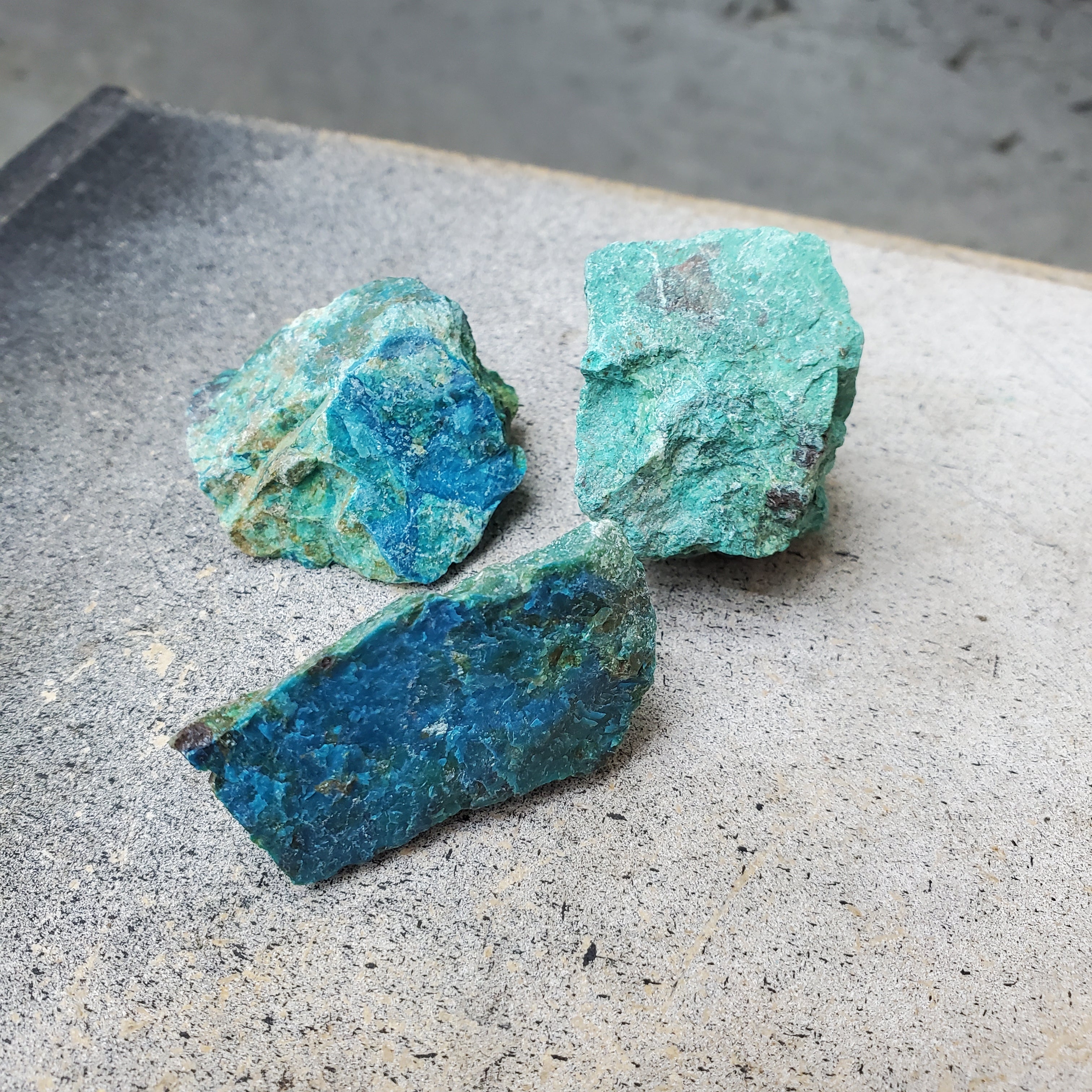 CHRYSOCOLLA (ROUGH)