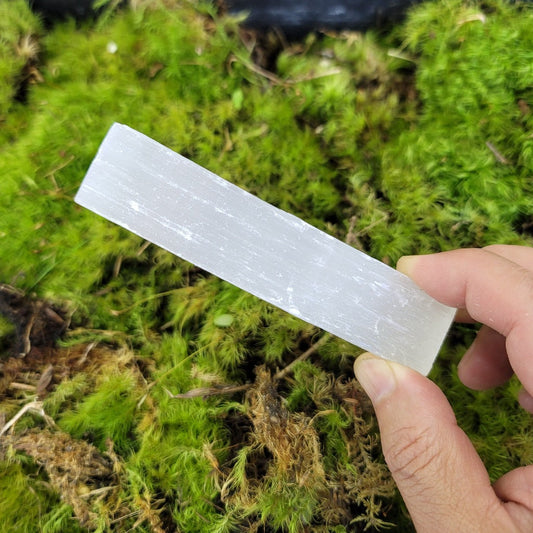 CRYSTALS - SELENITE WAND (ROUGH) - 4"